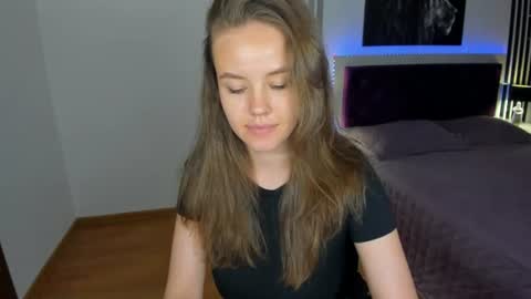 Snapshot of beatricewild chatting on July 10, 10:29 am BeatriceWild online show from July 10, 10:29 am