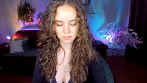 Snapshot of beatricewild chatting on July 15, 11:04 am BeatriceWild online show from July 15, 11:04 am