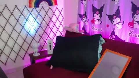 Snapshot of beautibellah chatting on July 19, 12:14 am beautibellah online show from July 19, 12:14 am