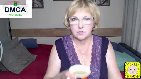Snapshot of beautiful_lina7 chatting on June 28, 5:24 am your Lana online show from June 28, 5:24 am