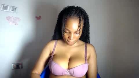 Snapshot of beautiful_moanna chatting on June 10, 7:02 pm moanna online show from June 10, 7:02 pm