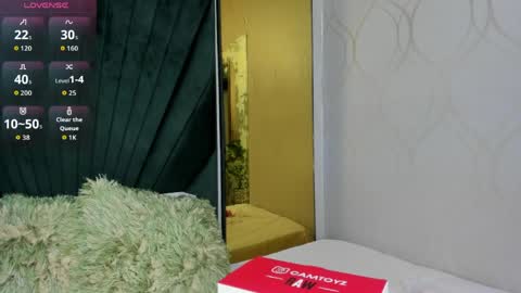   online show from March 27, 11:26 pm