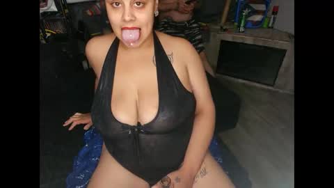 Snapshot of beautifull_sin69 chatting on May 1, 5:34 am MONSTAHEAD69 online show from May 1, 5:34 am