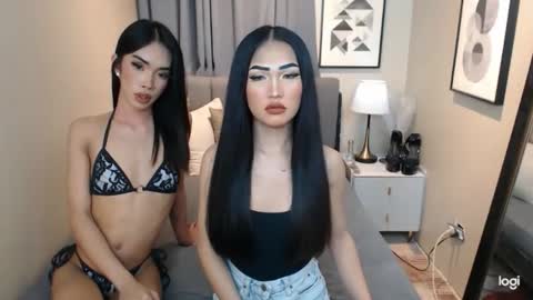 Snapshot of beauty__pearl chatting on April 28, 9:36 am PEARL X NIKKI online show from April 28, 9:36 am