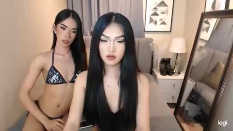 Snapshot of beauty__pearl chatting on May 2, 7:35 am PEARL X NIKKI online show from May 2, 7:35 am