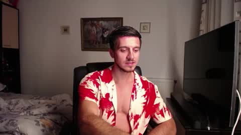 Snapshot of beauty_hard_beast chatting on September 17, 2:46 am Mia and Jake online show from September 17, 2:46 am