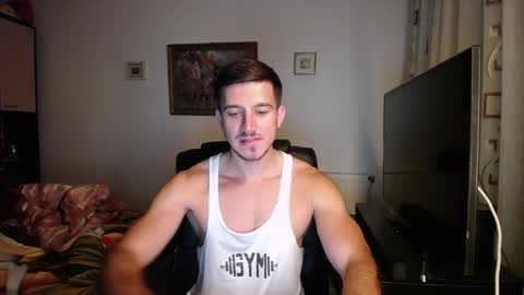 Snapshot of beauty_hard_beast chatting on October 3, 12:57 pm Mia and Jake online show from October 3, 12:57 pm