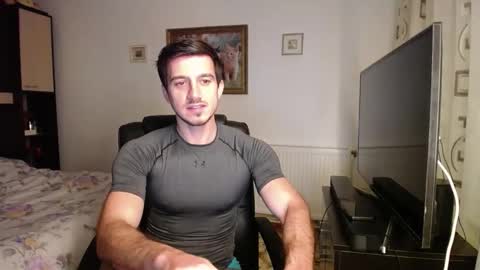 Snapshot of beauty_hard_beast chatting on November 11, 10:26 am Mia and Jake online show from November 11, 10:26 am