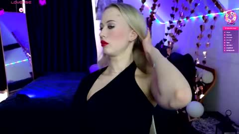 Snapshot of beauty_sashaxx chatting on May 9, 3:28 pm beauty Sasha online show from May 9, 3:28 pm