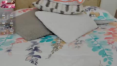 Snapshot of beautyari_ chatting on February 28, 3:26 pm Ariana Reyes online show from February 28, 3:26 pm