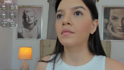 Snapshot of beautyari_ chatting on March 11, 12:06 pm Ariana Reyes online show from March 11, 12:06 pm