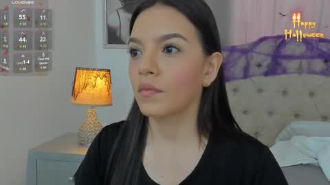 Snapshot of beautyari_ chatting on October 20, 12:38 pm Ariana Reyes online show from October 20, 12:38 pm