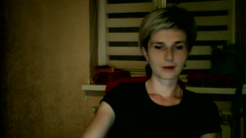 Snapshot of beautyksenia chatting on June 17, 7:37 pm BeautyKsenia online show from June 17, 7:37 pm