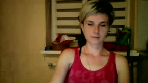 Snapshot of beautyksenia chatting on June 21, 7:27 pm BeautyKsenia online show from June 21, 7:27 pm