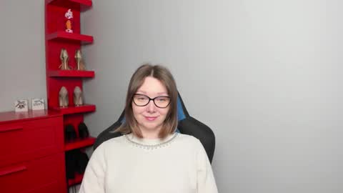 Zoe online show from March 10, 6:40 am