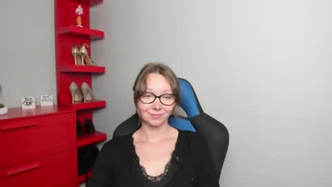 Snapshot of beautyzoexx chatting on July 21, 6:49 am Zoe online show from July 21, 6:49 am