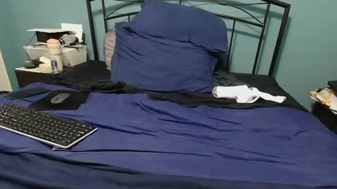 Snapshot of beaver1970 chatting on December 27, 1:11 am Jay online show from December 27, 1:11 am