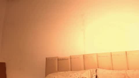 Jennifer online show from November 10, 9:58 pm