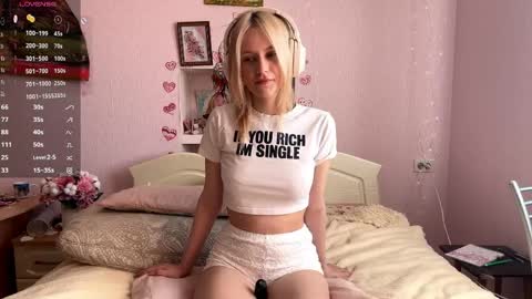 Melissa online show from April 5, 6:21 am