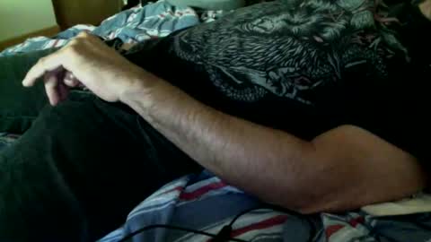 Snapshot of because_not chatting on June 7, 2:10 pm because_not online show from June 7, 2:10 pm