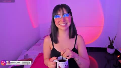 Snapshot of becca_be_ chatting on April 29, 4:05 am Becca is here online show from April 29, 4:05 am
