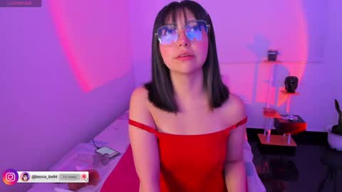 Snapshot of becca_be_ chatting on April 30, 3:57 am Becca is here online show from April 30, 3:57 am