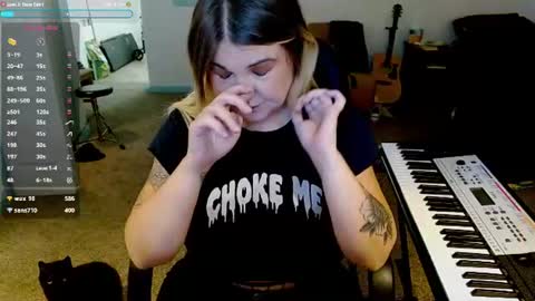 Snapshot of beccalubov chatting on July 12, 6:21 pm Becca Lubov online show from July 12, 6:21 pm