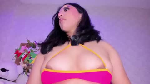 Snapshot of beccamathew chatting on July 6, 1:24 am Becca Mathew online show from July 6, 1:24 am