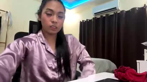 Snapshot of becinapia15 chatting on September 22, 4:31 pm becinapia15 online show from September 22, 4:31 pm