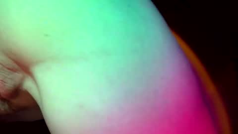 Snapshot of beckababy chatting on December 4, 7:39 am BeckaBB online show from December 4, 7:39 am