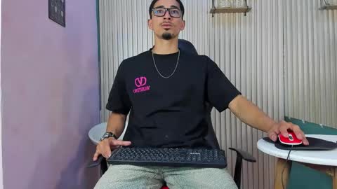 becker2_ online show from January 16, 3:49 pm