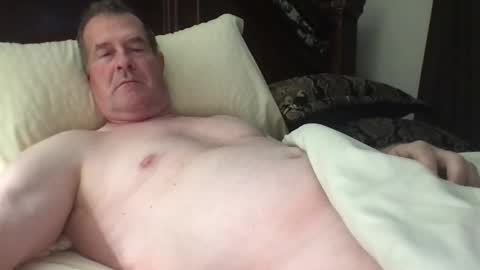 Snapshot of beckett2026 chatting on November 12, 1:00 pm beckett2026 online show from November 12, 1:00 pm