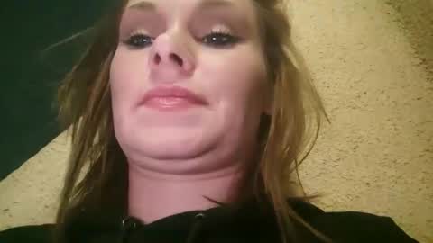 Snapshot of becky2994 chatting on April 21, 2:51 am BECKY BOO online show from April 21, 2:51 am