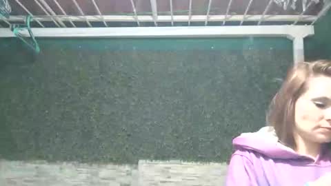 Snapshot of becky2994 chatting on April 28, 2:27 am BECKY BOO online show from April 28, 2:27 am