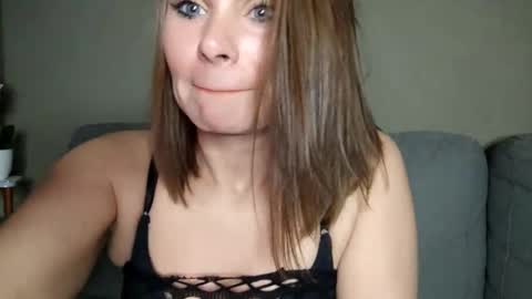 Snapshot of becky2994 chatting on May 1, 5:12 am BECKY BOO online show from May 1, 5:12 am