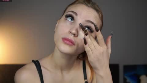 Melissa online show from March 1, 10:17 am