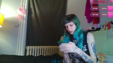 Beckytheclown online show from June 4, 1:22 am