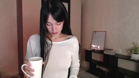 Violet online show from October 8, 2:09 am