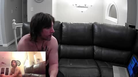 Bedroom king and queen online show from February 14, 1:56 am