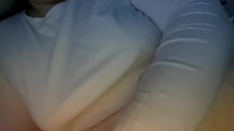 Snapshot of beeinmedeep chatting on December 14, 1:39 am beeinmedeep online show from December 14, 1:39 am