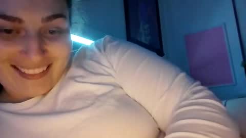 beeinmedeep online show from April 18, 10:19 am