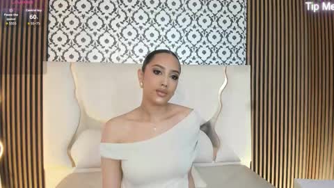 BELLA online show from October 23, 1:21 pm