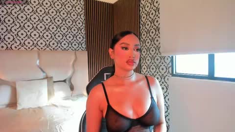 Snapshot of beella_tay1 chatting on April 26, 12:03 pm BELLA online show from April 26, 12:03 pm