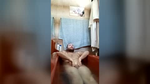 Snapshot of beennudeislife chatting on July 13, 7:11 am beennudeislife online show from July 13, 7:11 am