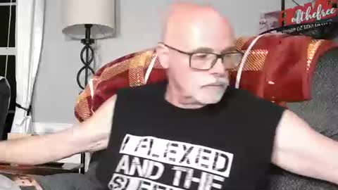 beep_b33p online show from March 3, 3:01 am