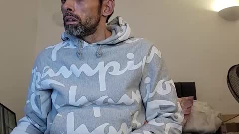 begbestuk online show from November 26, 11:39 pm