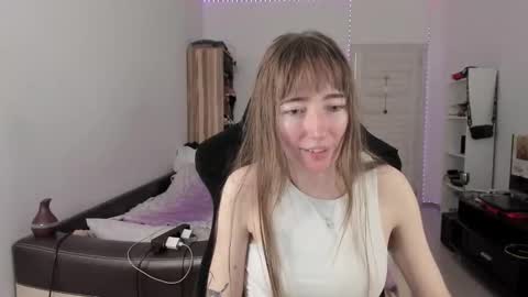 Lisa online show from September 11, 12:16 pm