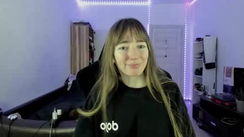 Lisa online show from October 1, 4:13 pm