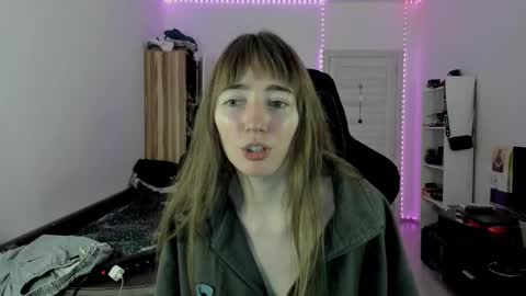 Lisa online show from October 17, 4:09 pm