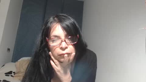 Snapshot of bela48 chatting on December 15, 11:55 am bela48 online show from December 15, 11:55 am